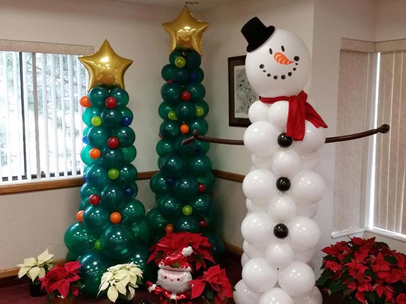 Holiday Balloon Decor